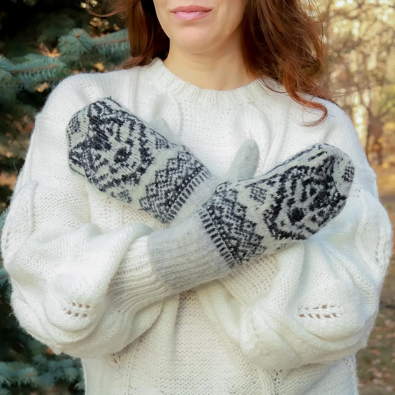Wolf Warm Mittens for Cold Weather - Wool Gloves for Winter